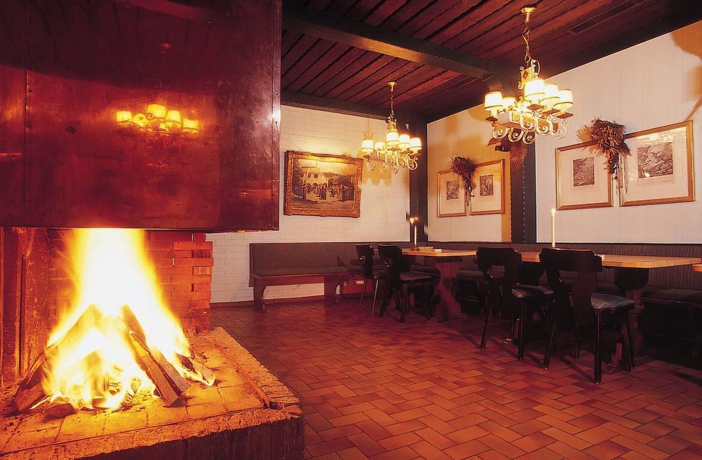 Hotel Hubertushof Lichtenau  Restaurante foto
